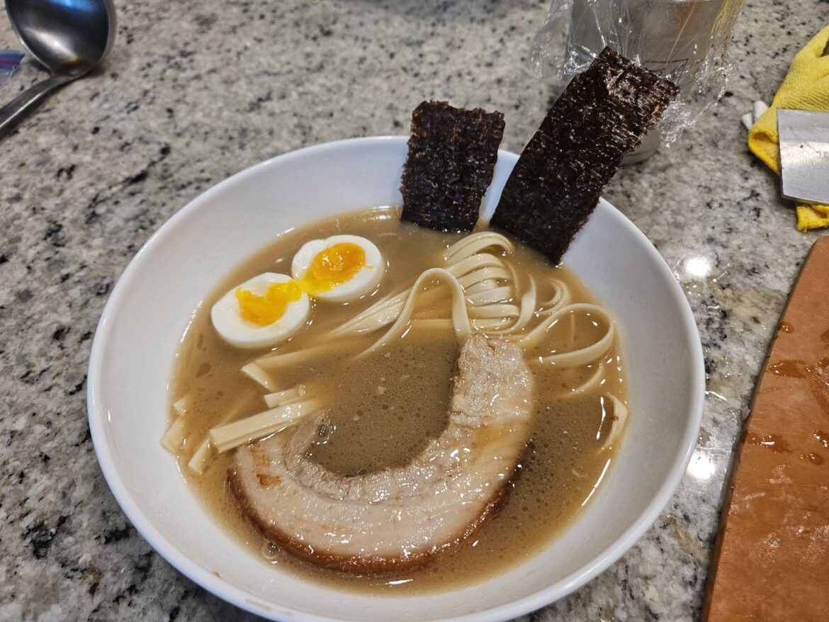 First attempt at tonkotsu ramen(decided to go a little light on toppings because first time)