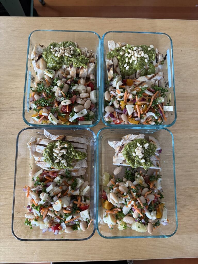 Grilled pesto chicken & bean salad