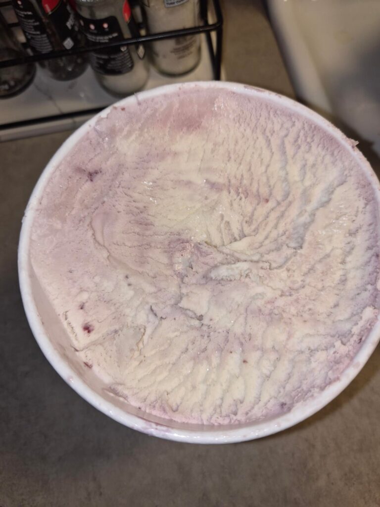 Bought a defective Tillamook cherry ice cream