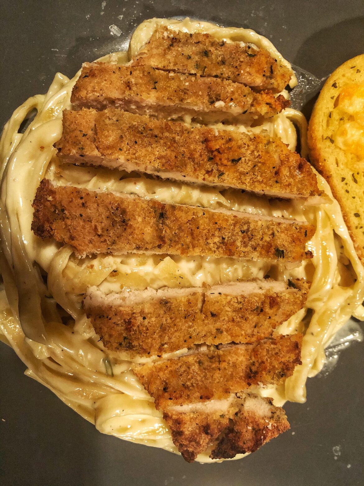 [homemade] fettuccine Alfredo with homemade sauce and breaded chicken