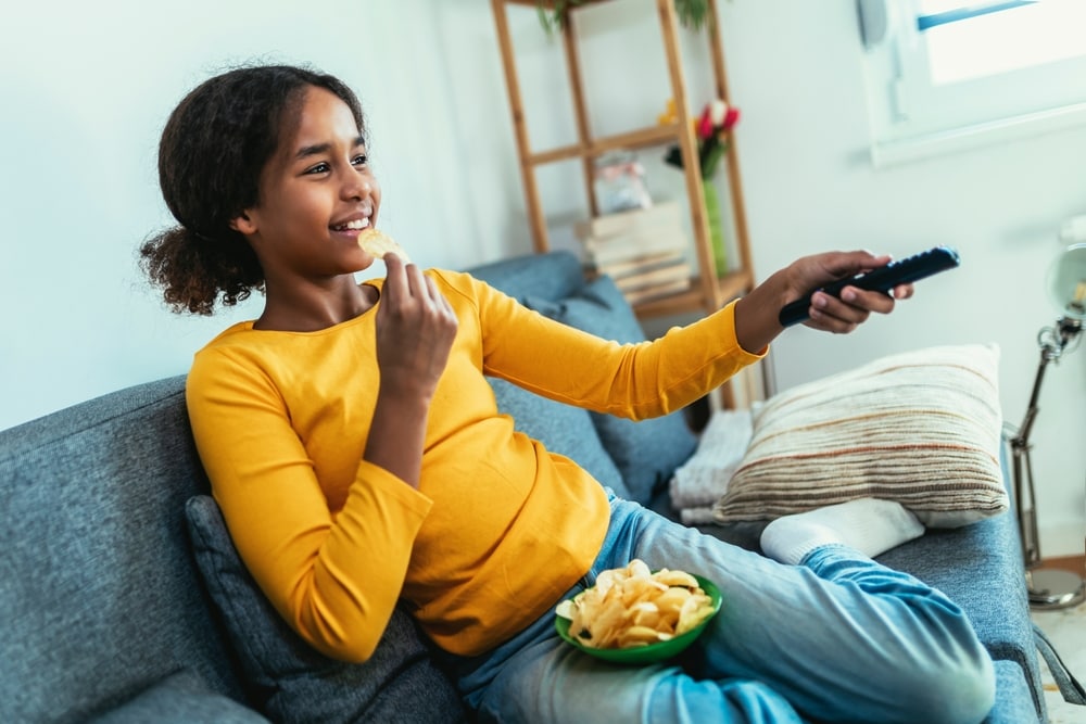 Children are one of the vulnerable groups because they are frequently given potato chips as snacks.(Shutterstock)