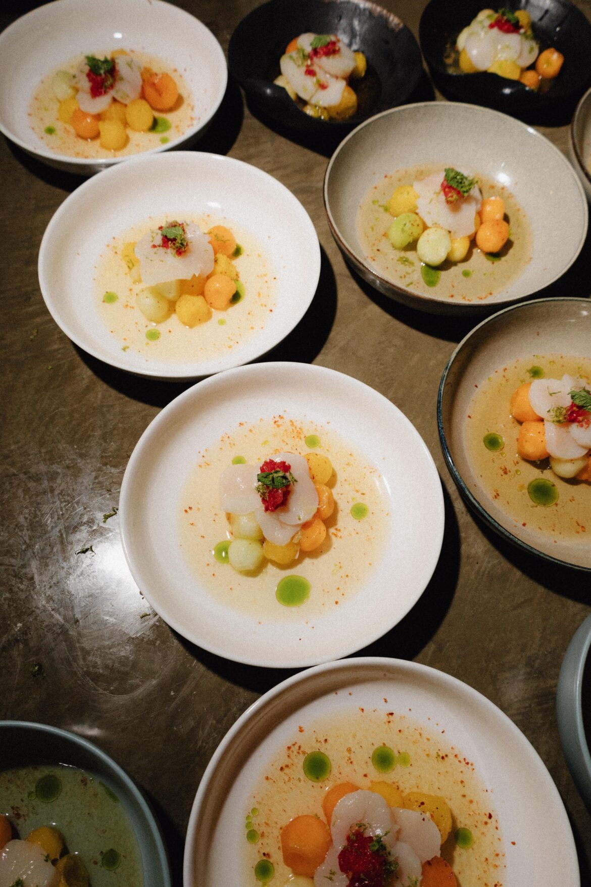 Scallop melon crudo