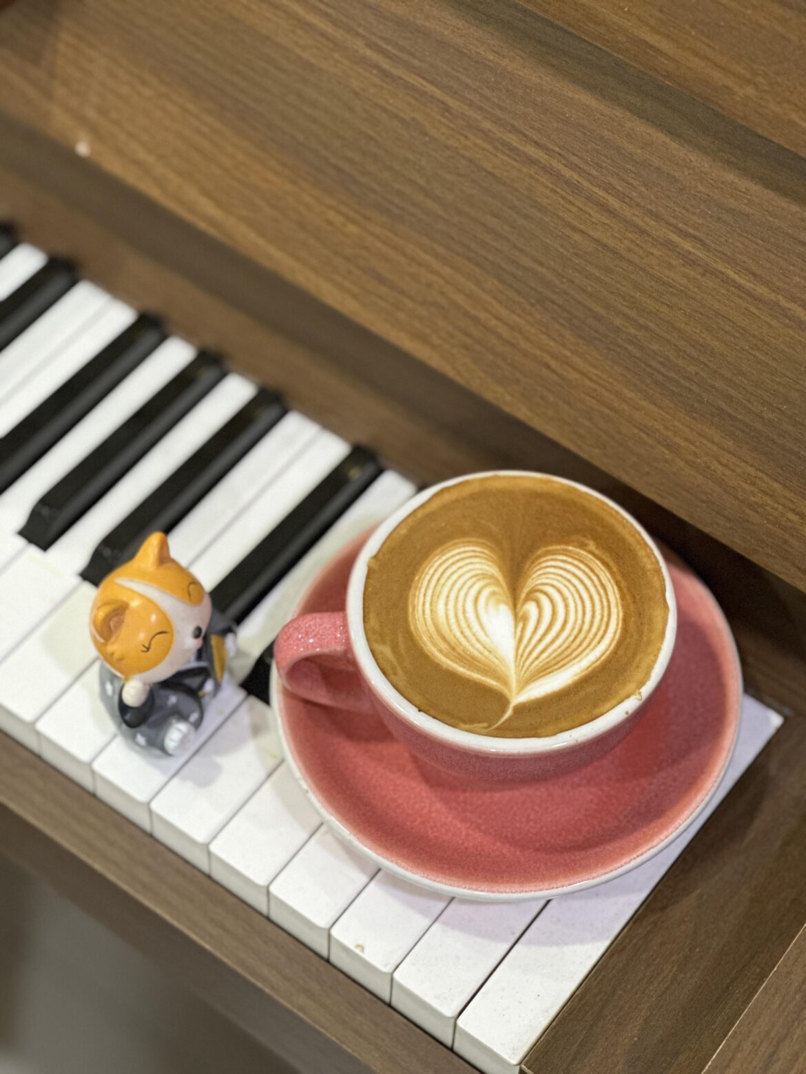 Sharing my recent onion-heart latte art video