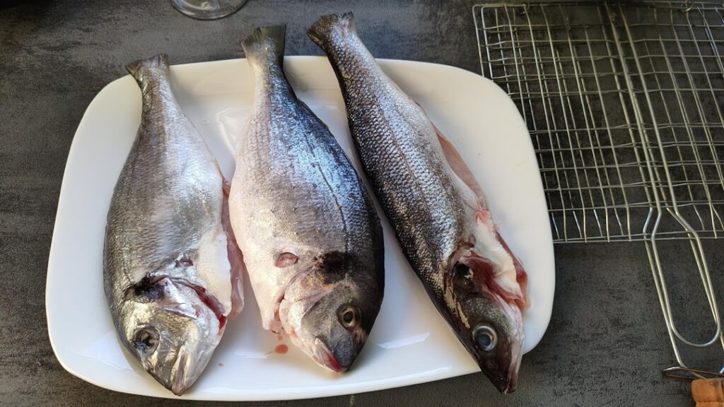 Whole fish 🐟 Bream and sea bass on kettle