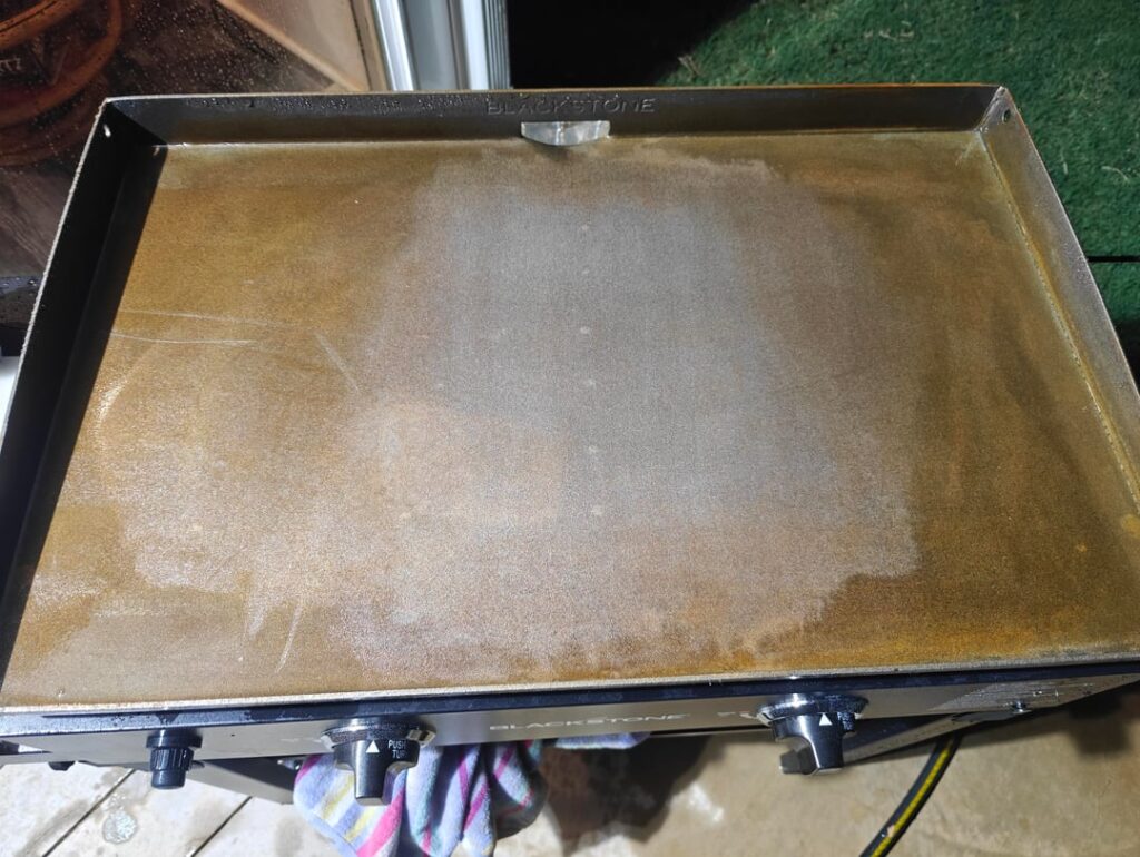 Accidentally left my new griddle in the rain. Rust comes back after cleaning Accidentally left my new griddle in the rain. Rust comes back after cleaning