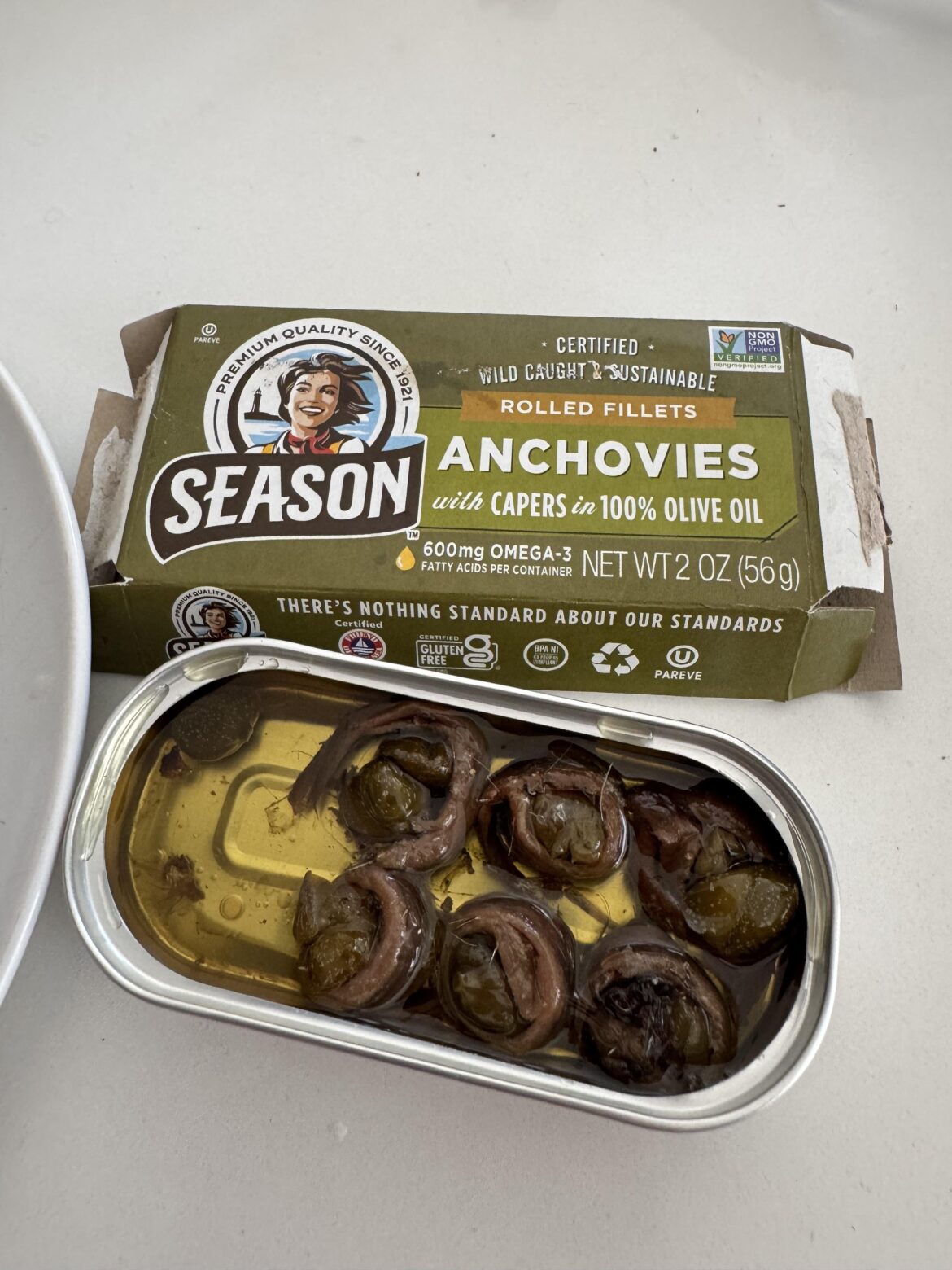 How to eat anchovies rolled with capers How to eat anchovies rolled with capers