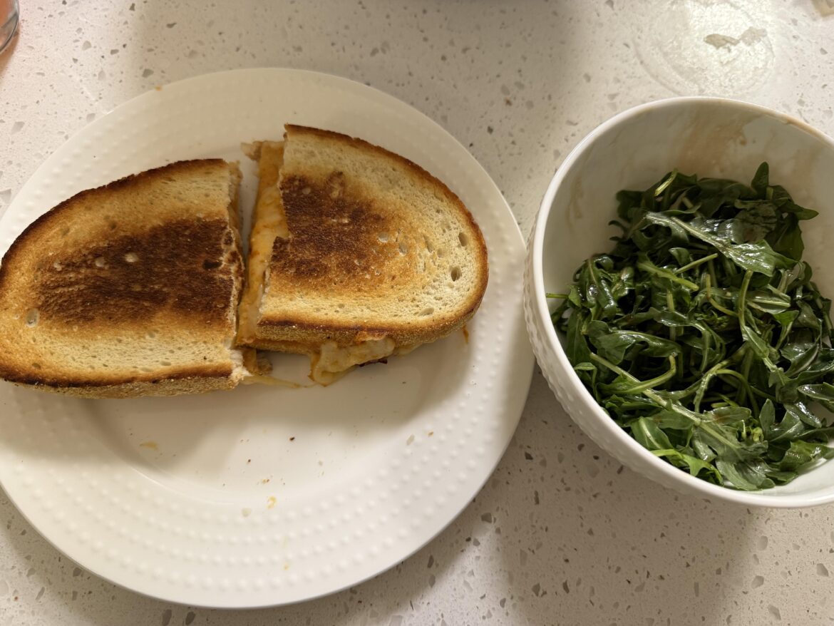 Sun-dried tomato grilled cheese