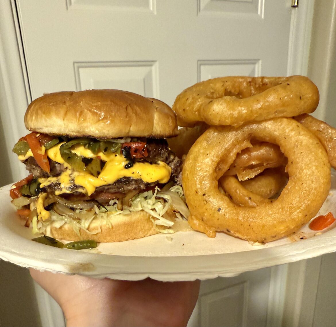 [Homemade] Green Chile Cheeseburger & Onion Rings