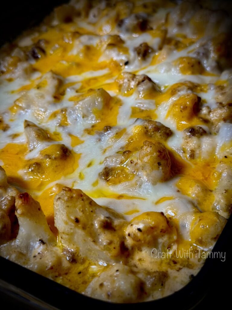 Keto Cauliflower Mac & Cheese - Hamburger Helper Style!