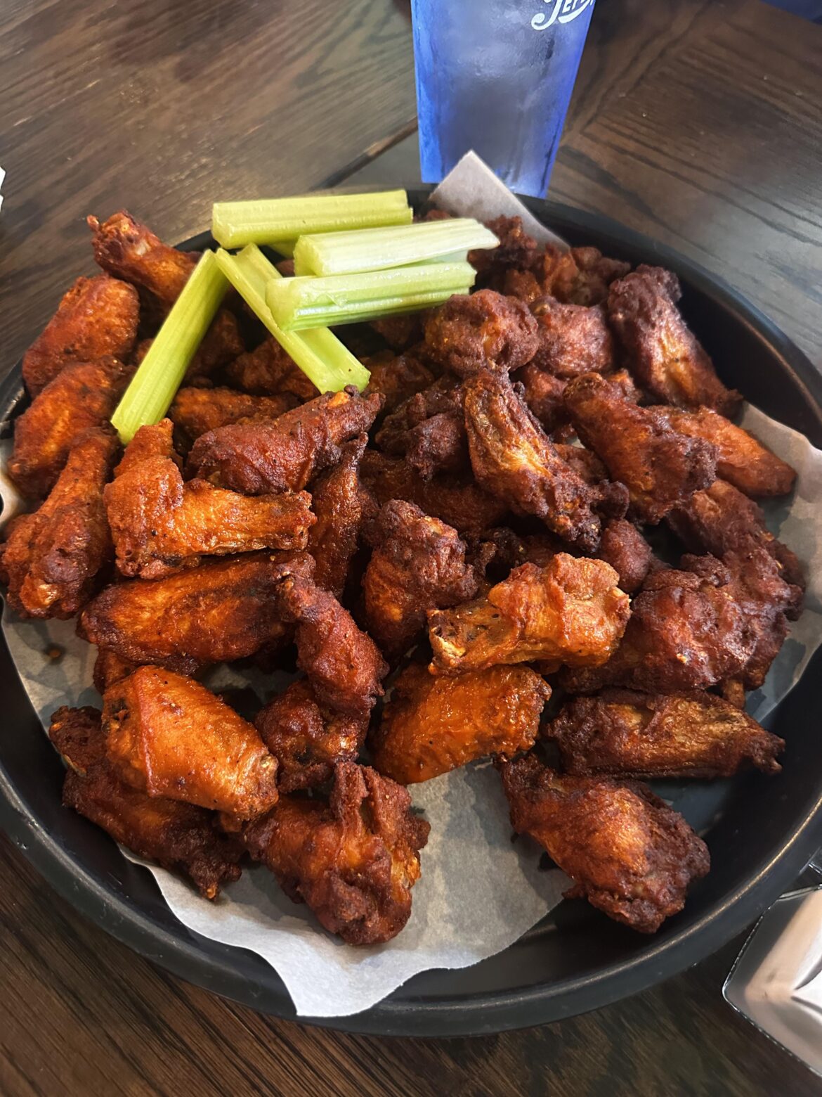 $0.50 wings, Hurricane Mo’s, Kitty Hawk