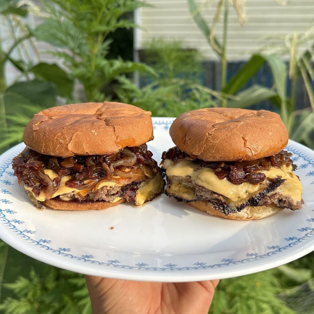 Smashburgs w/ Bacon Jam