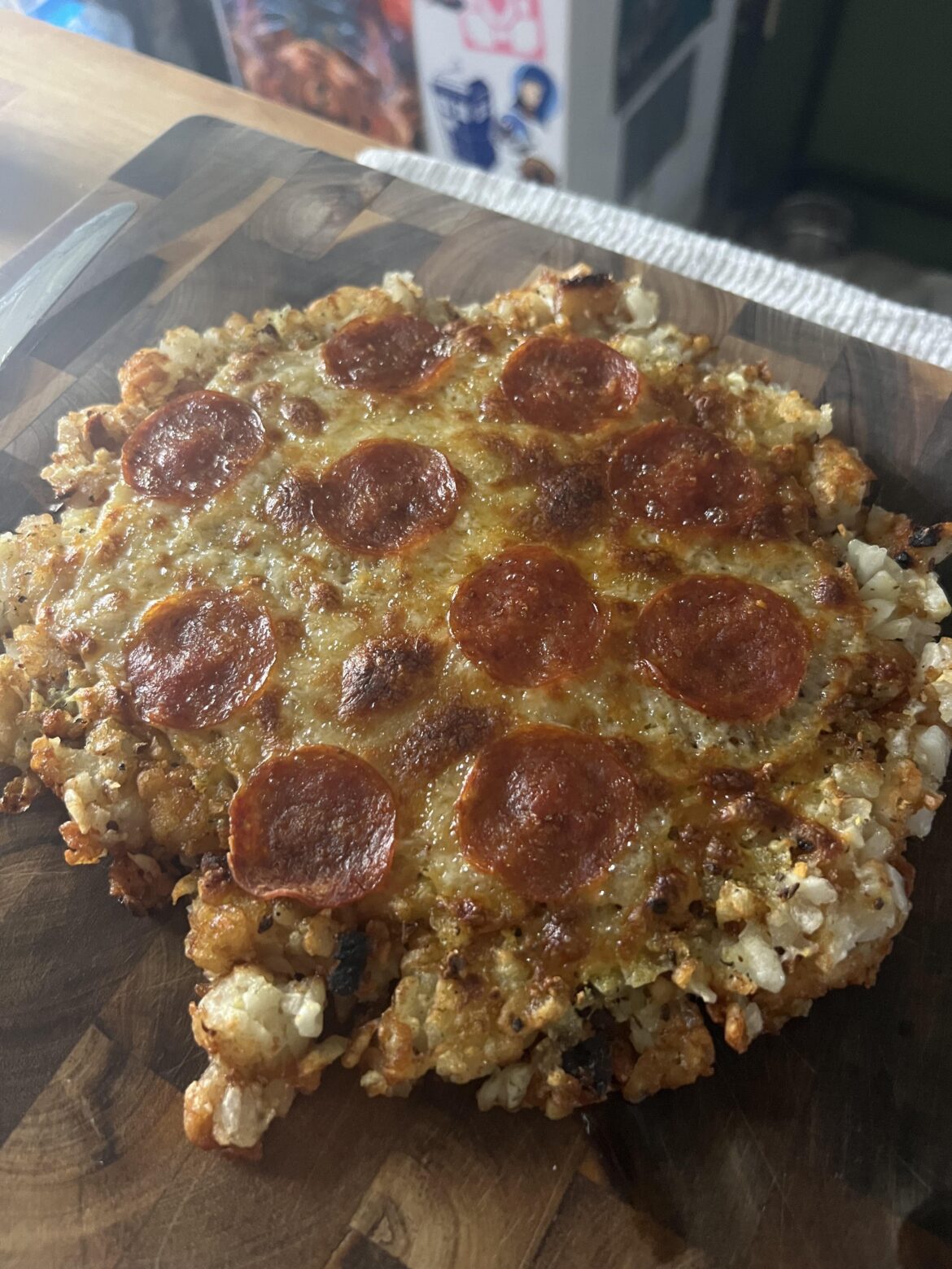 My take on the potato pizza from a few days ago, made with tots.