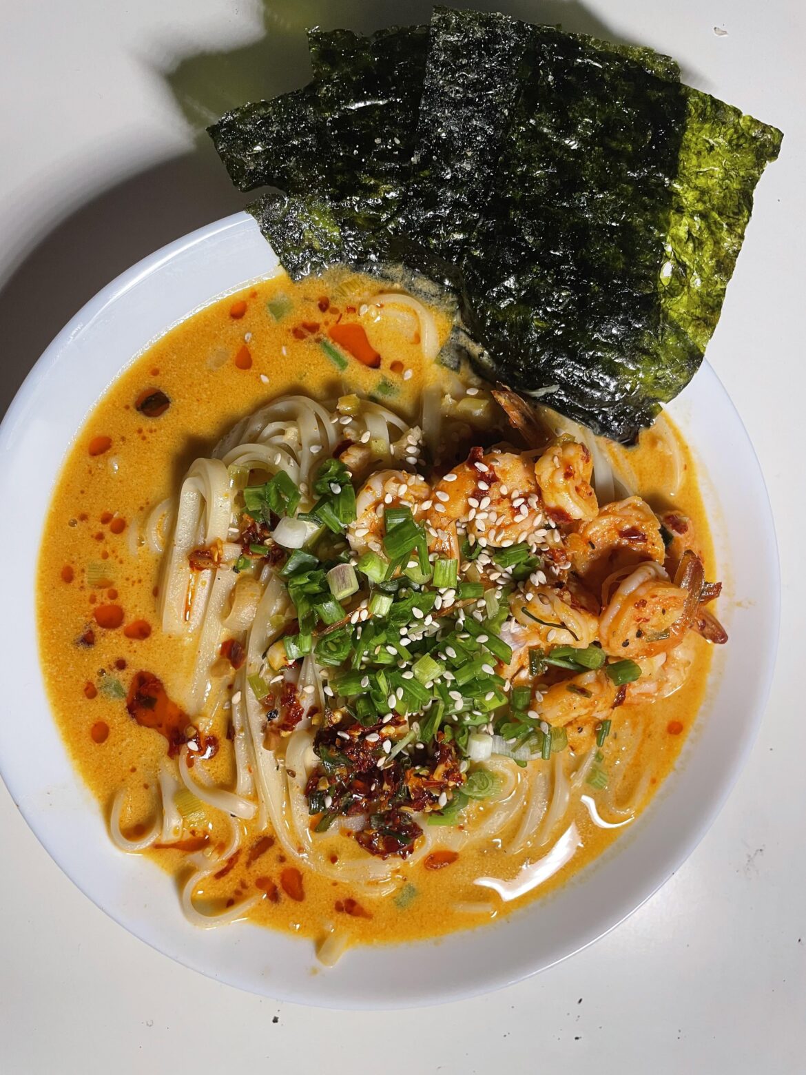 [Homemade] Cooked spicy shrimp Ramen on a rainy day!