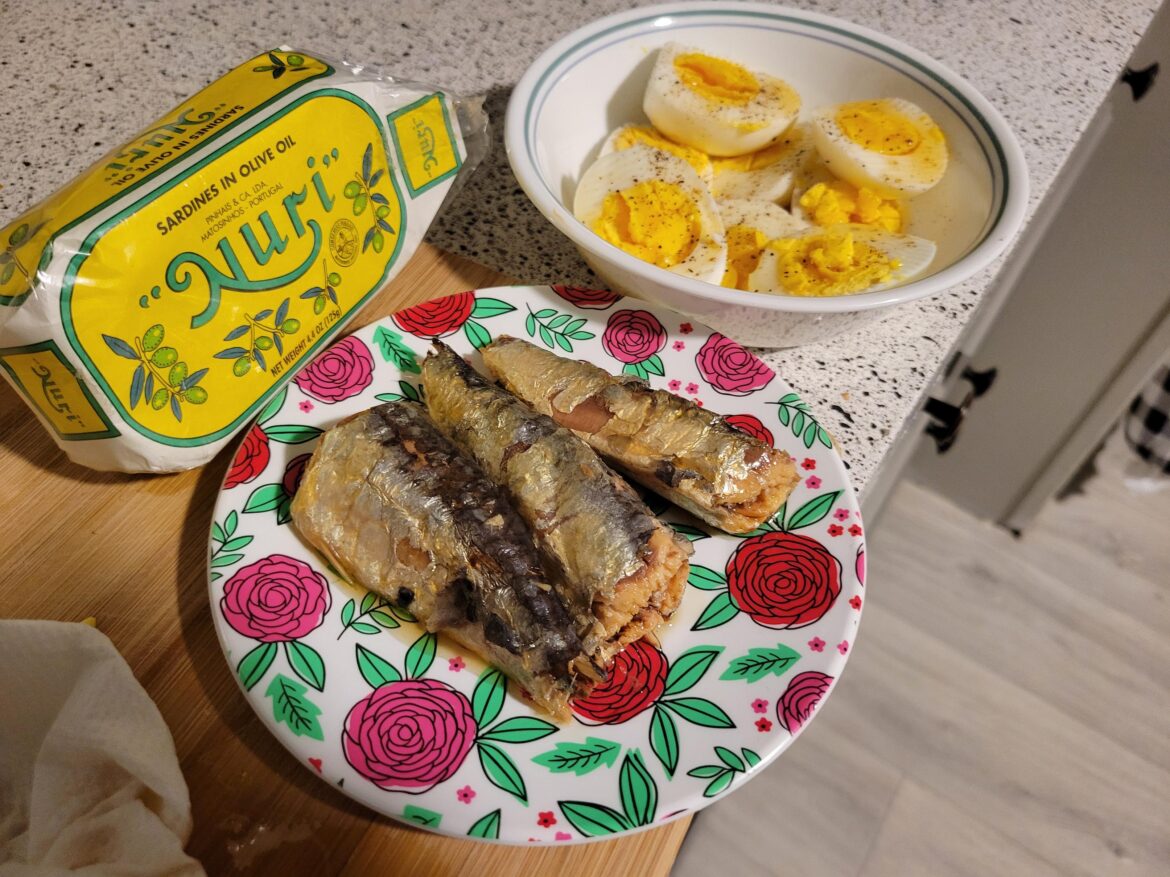 Broke AF, finally used a tin I bought 3yrs ago when I joined this sub. Worth it!