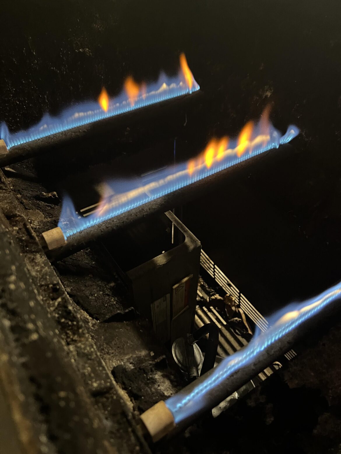 older Genesis 310 – new burners needed? older Genesis 310 - new burners needed?