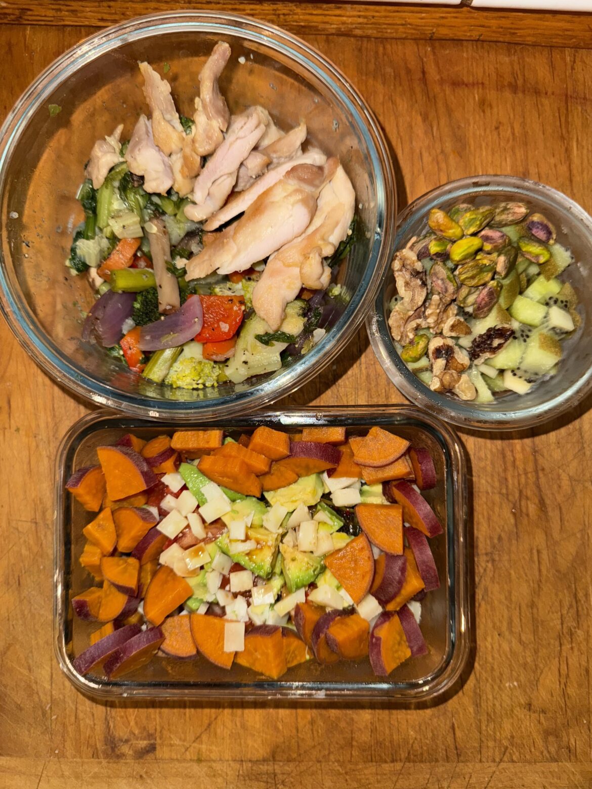 What I eat every day, 3x a day, for 2 years now (caveats in description).