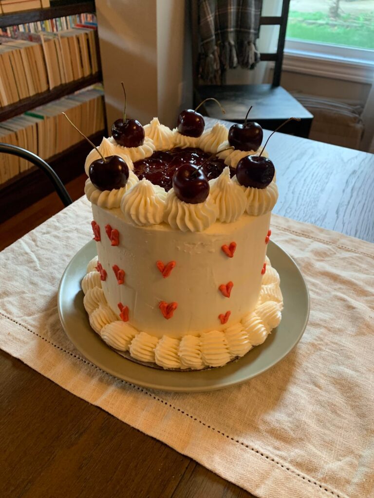 My first 6in cake for a dinner party ❤️
