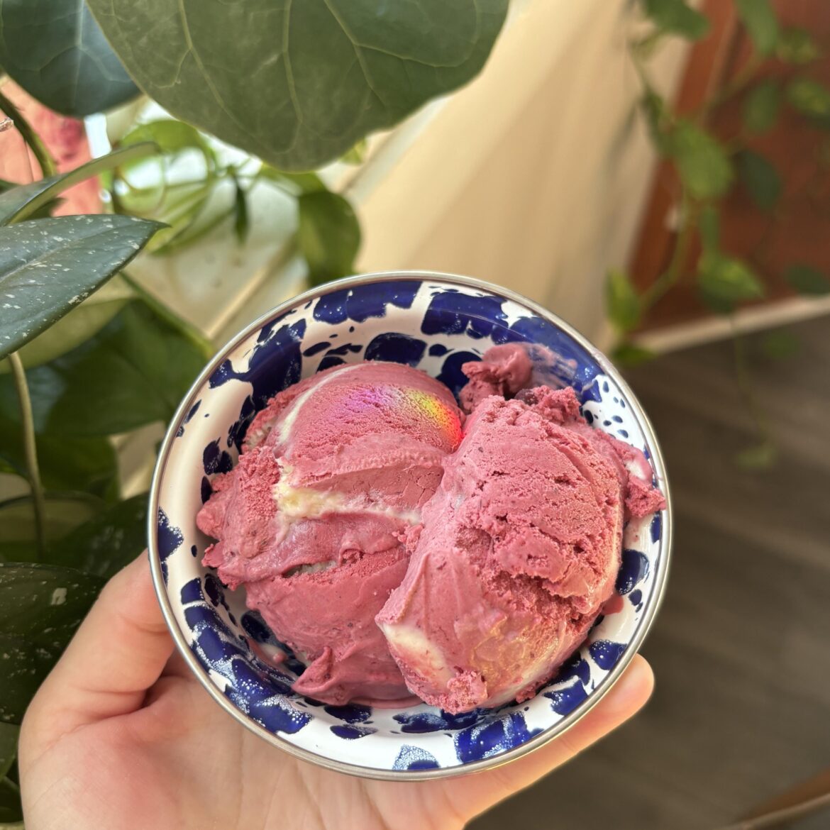 Reverse blackberry cheesecake