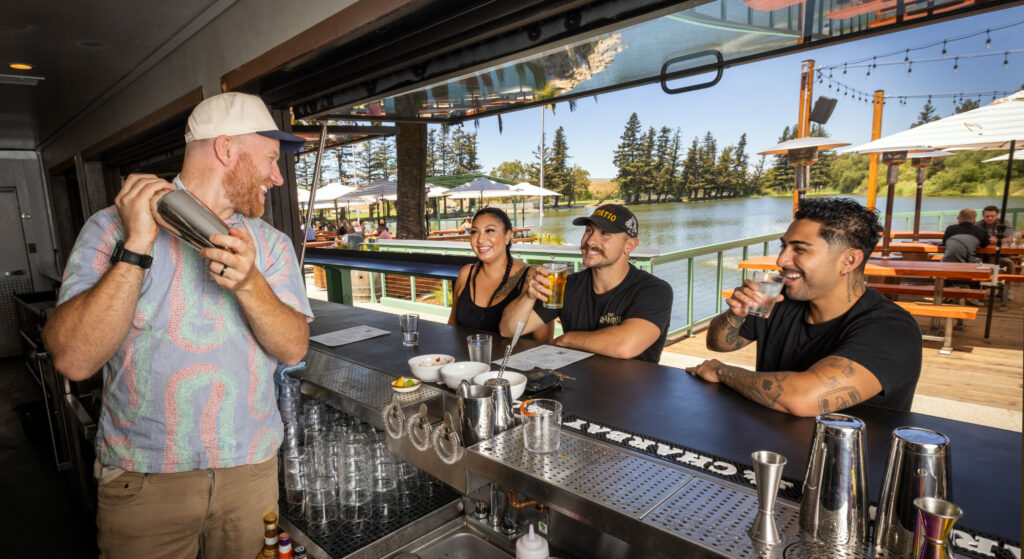 Waterhawk Lake Club bar