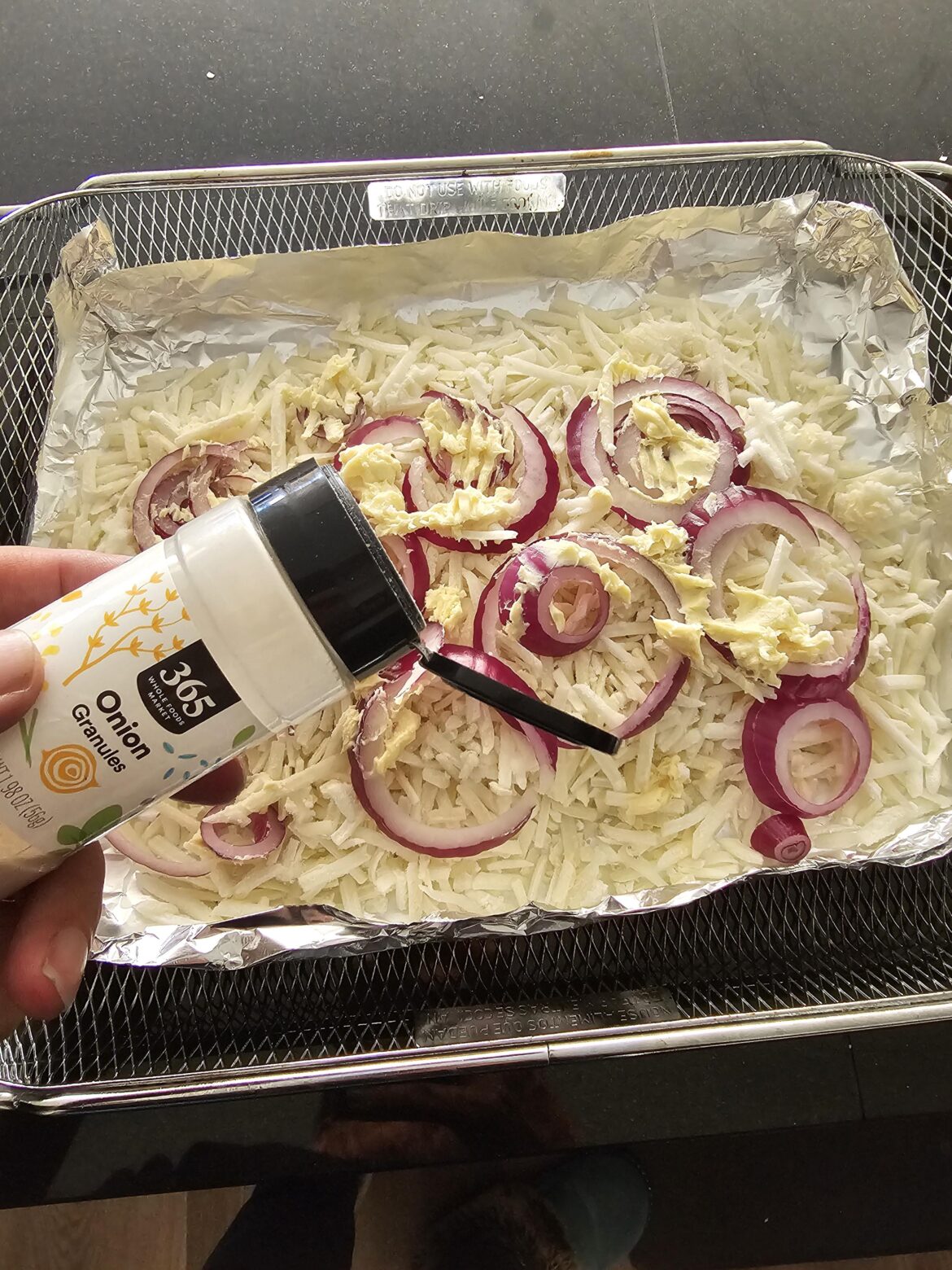 Y'all put onion on your onions or nah?