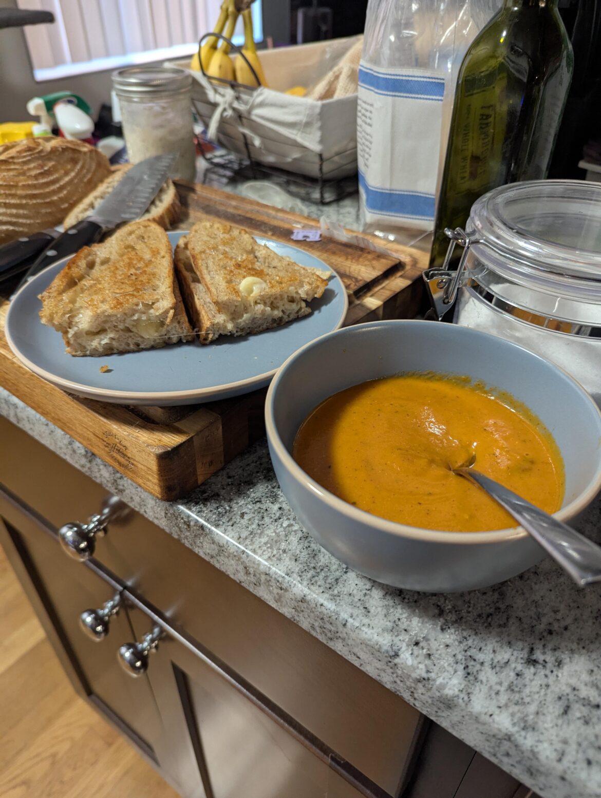 [homemade] sourdough bread grilled cheese and tomato soup