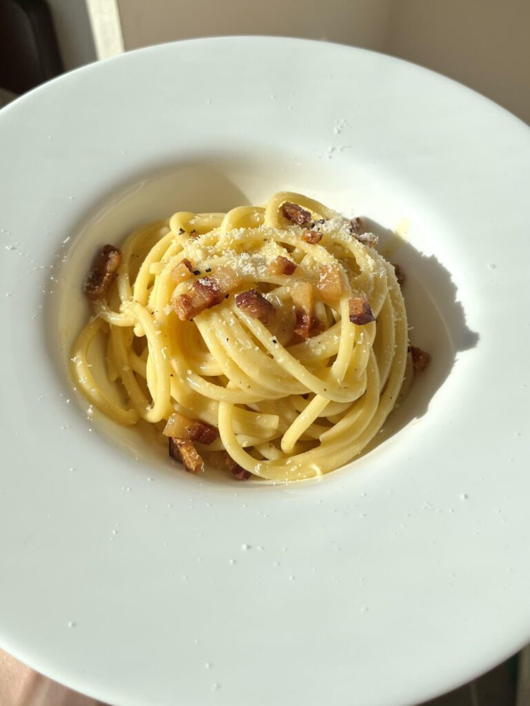 Rate my carbonara and gricia