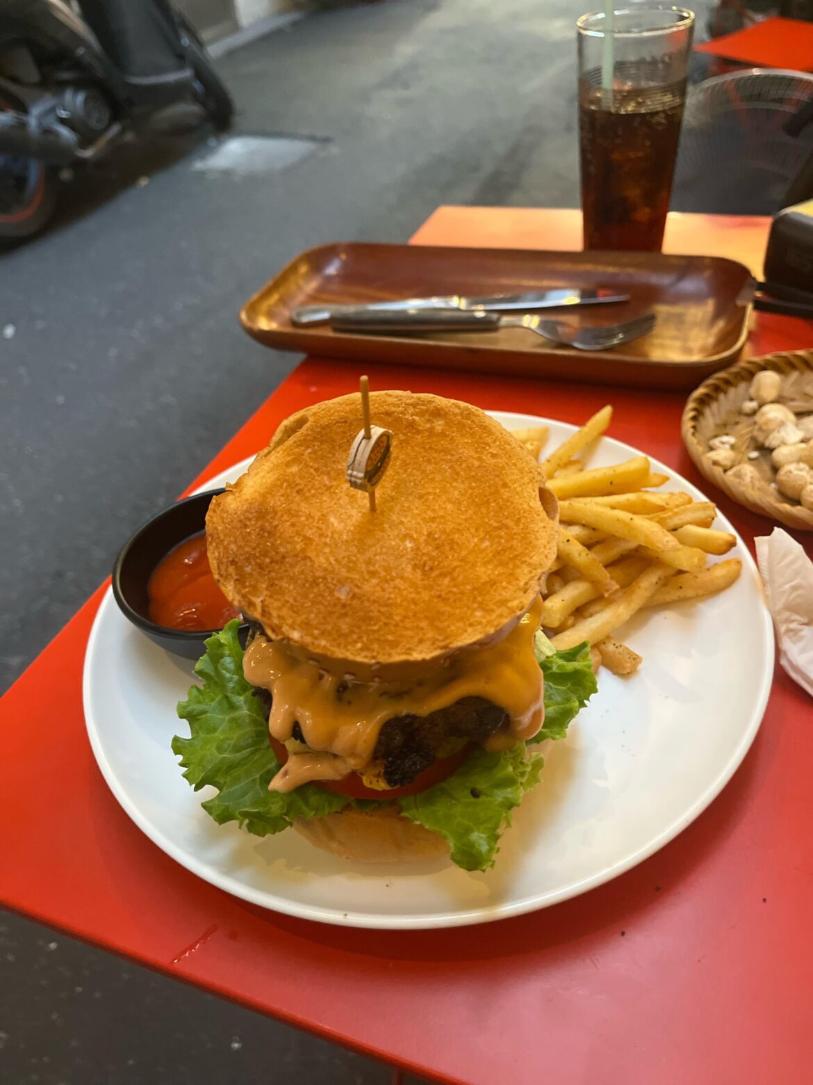 Why is burger bun on the wrong way