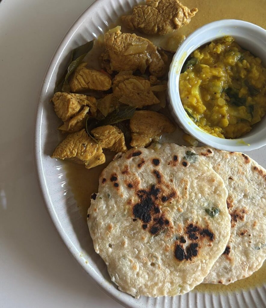 Nostalgic Food, Sri Lankan Coconut Roti Meal 550 Calories