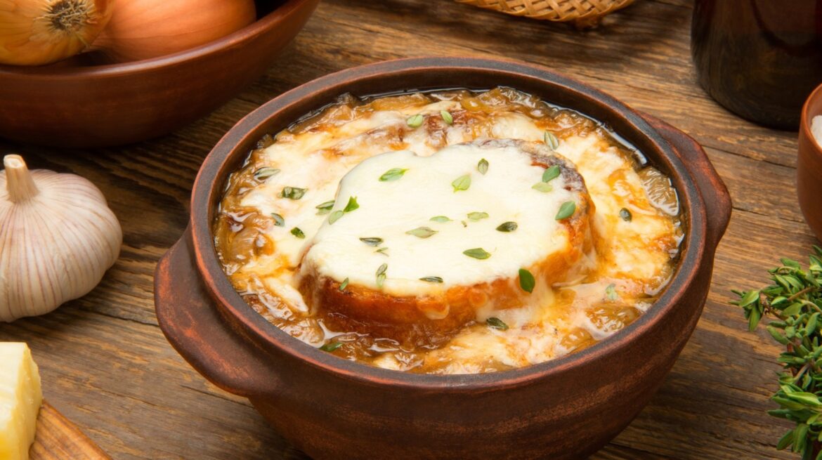 This Should Be Your Go-To Cheese For French Onion Soup