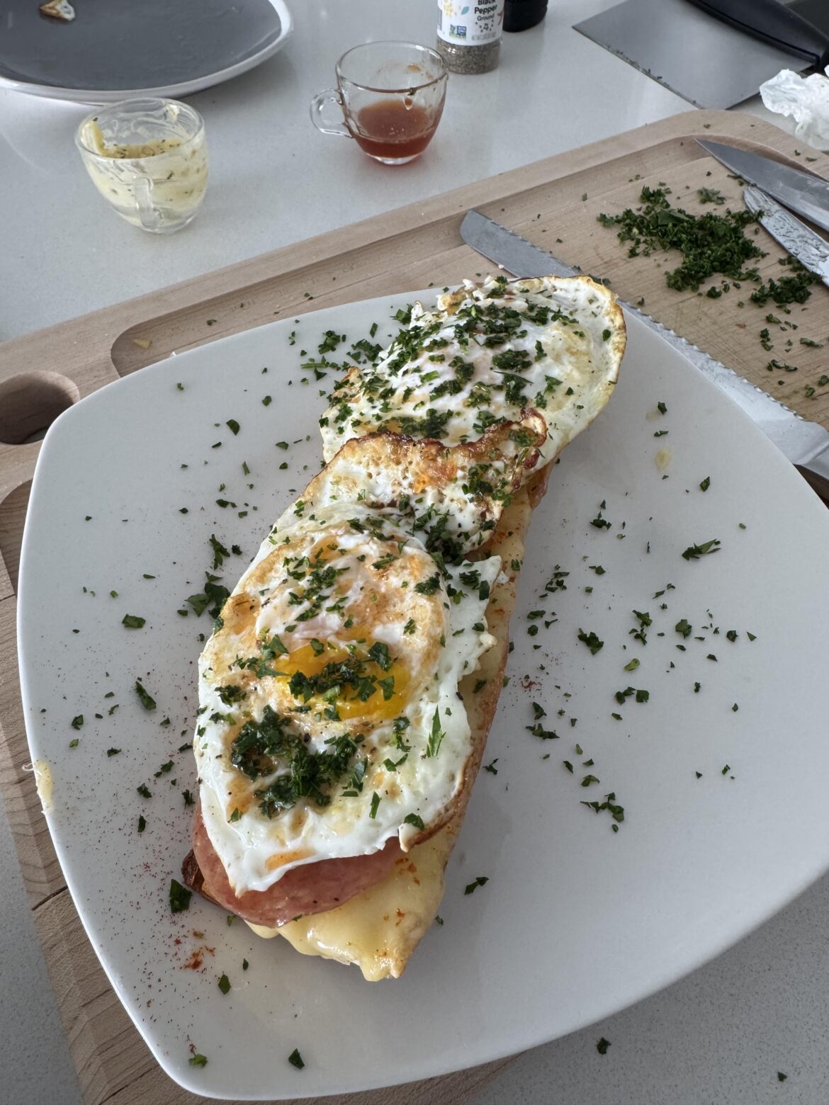 Is a tartine a sandwich?