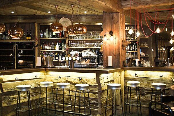 La Baraque Restaurant, Val d'Isere - Centre bar