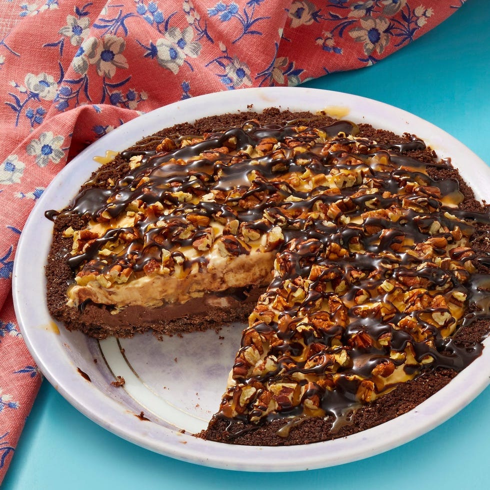 labor day desserts caramel chocolate pecan ice cream pie