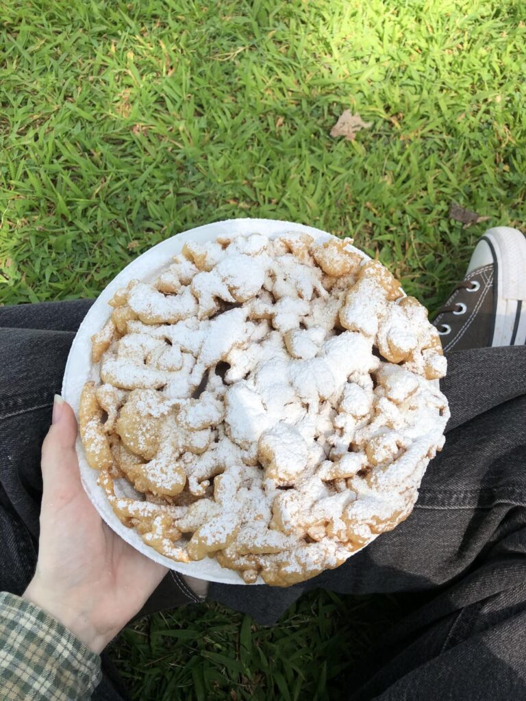 How many calories in this funnel cake?