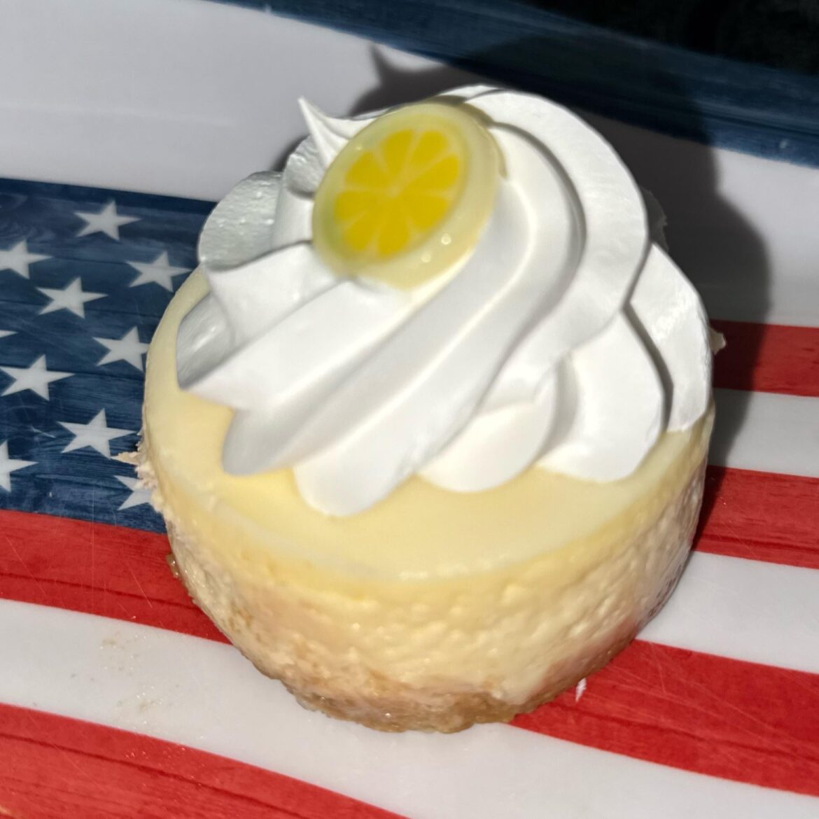 Lemon lime cheesecake with a edible lemon on top ☺️. Irene she a beauty ❤️❤️