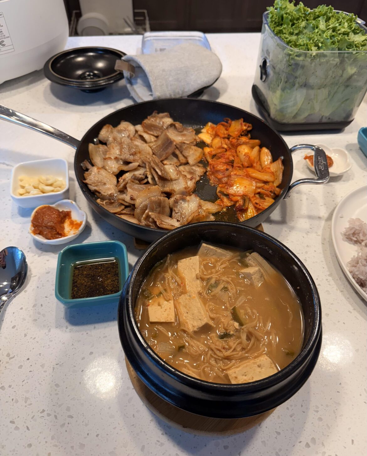 Samgyupsal & doen jang jigae