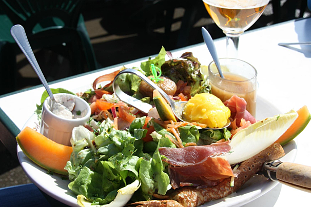 Mamie Crepe Restaurant & Cafe, Les Arcs style of cuisine