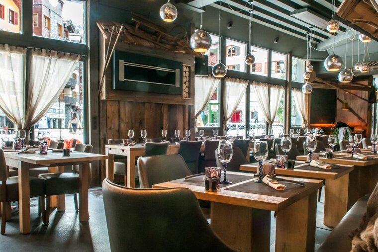 Choosing a restaurant in Les Arcs