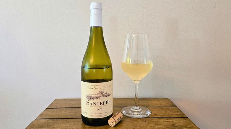 Moulin Jamet Sancerre and glass