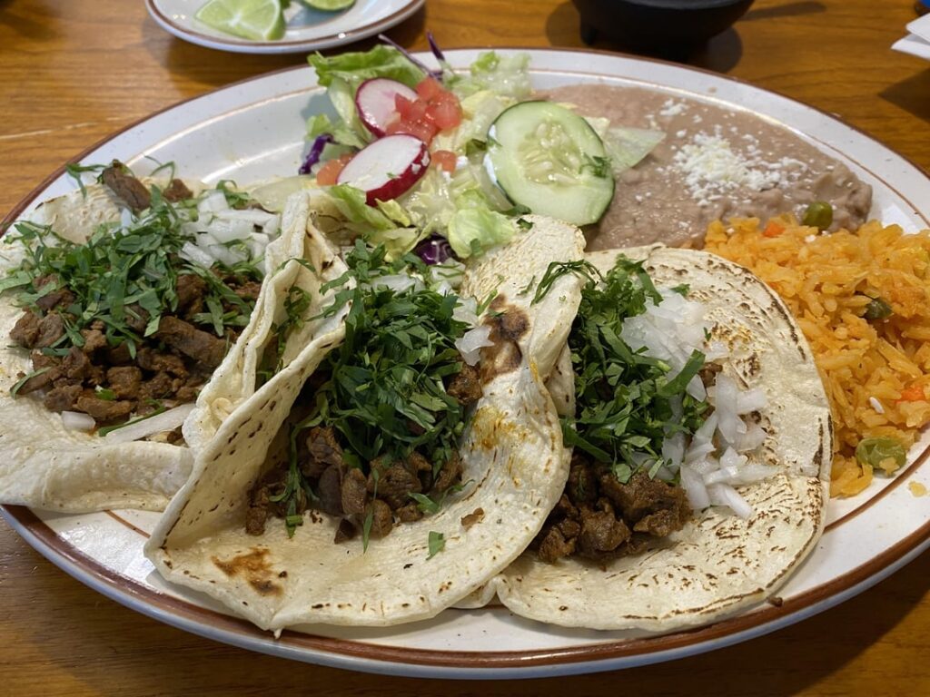La Quebrada Aurora IL