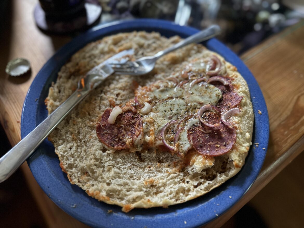 Do y'all eat the crust?