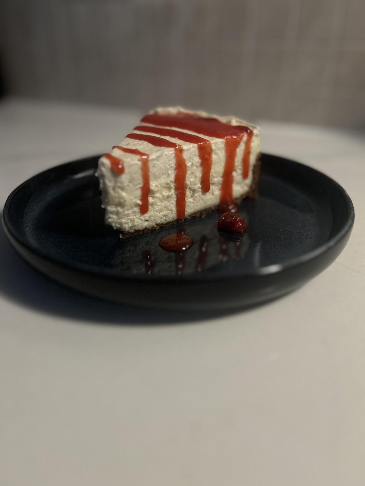 not sure if this deserves to be here but first time baking cheesecake (vanilla bean)