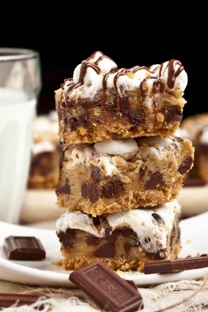 S’mores Cookie Bars