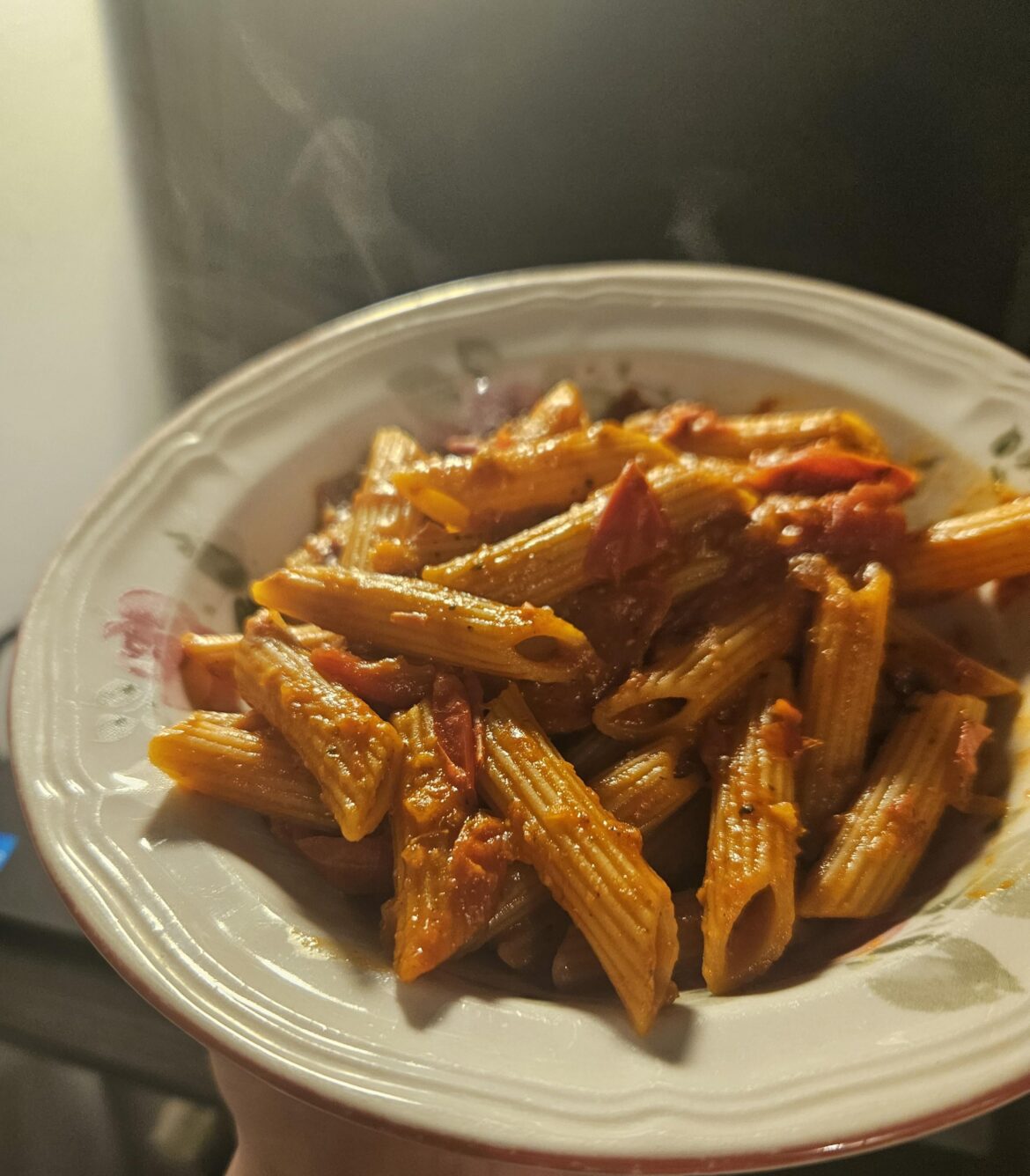 An unexpectedly photogenic bowl of pasta