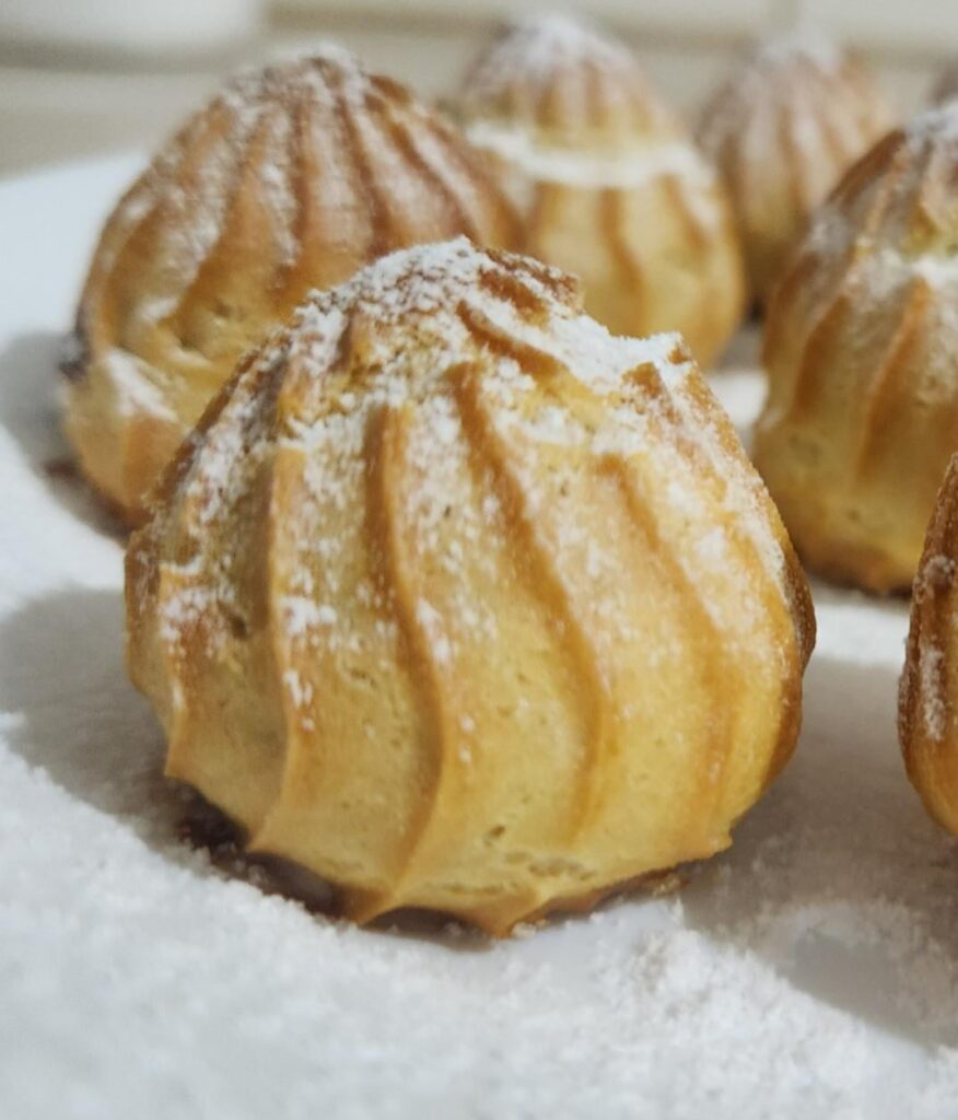 Puffs Filled With Nutella