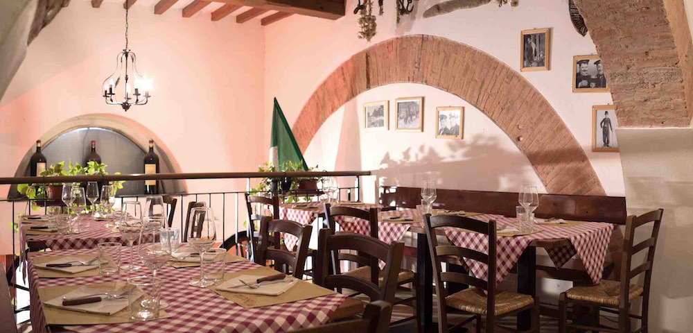 Interno dell'Osteria del Proconsolo, ristorante toscano nel centro di Firenze