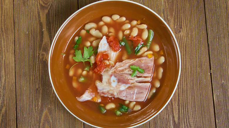 pinto beans and ham hocks