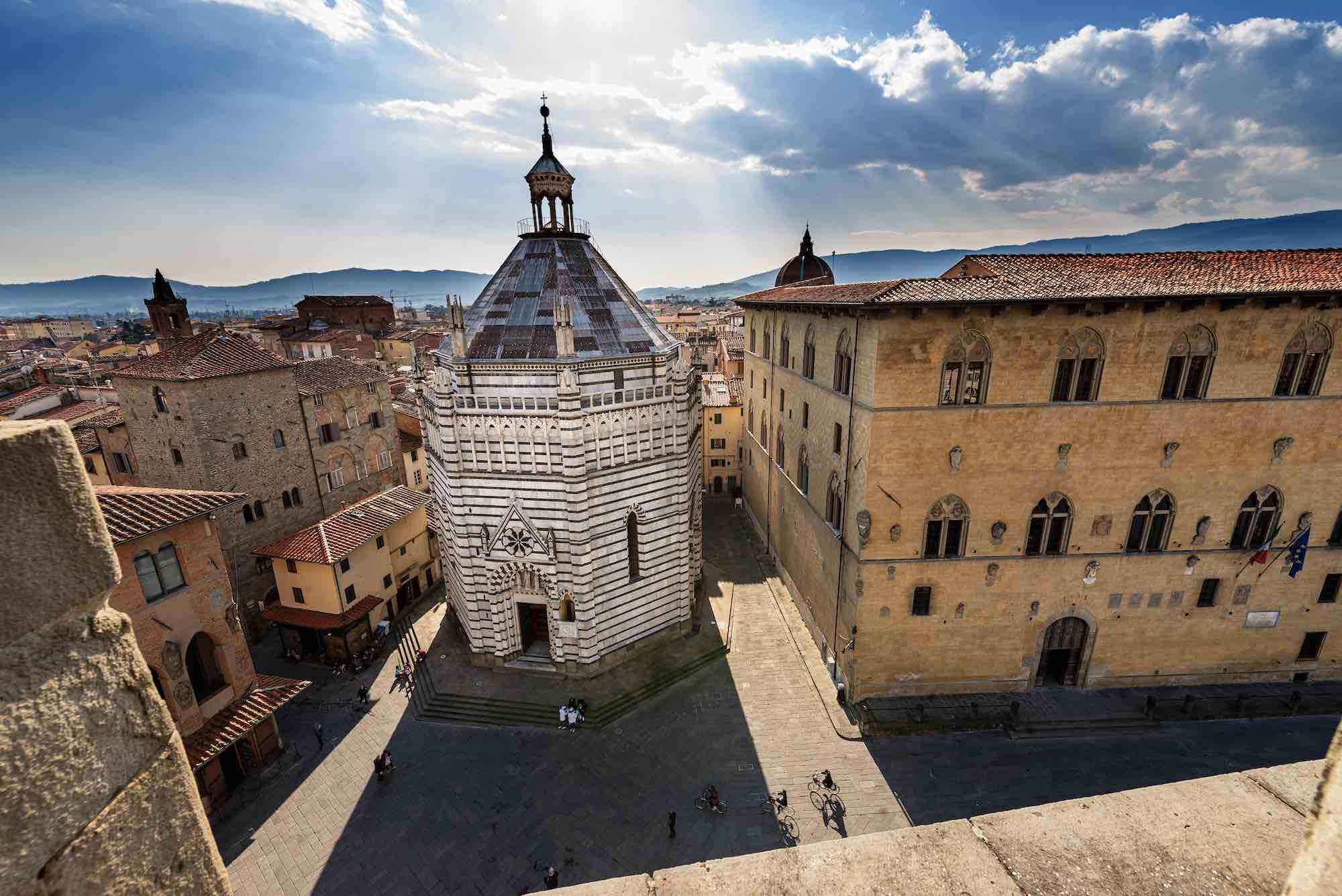 Il Battistero di Pistoia è uno dei 6 battisteri della Toscana