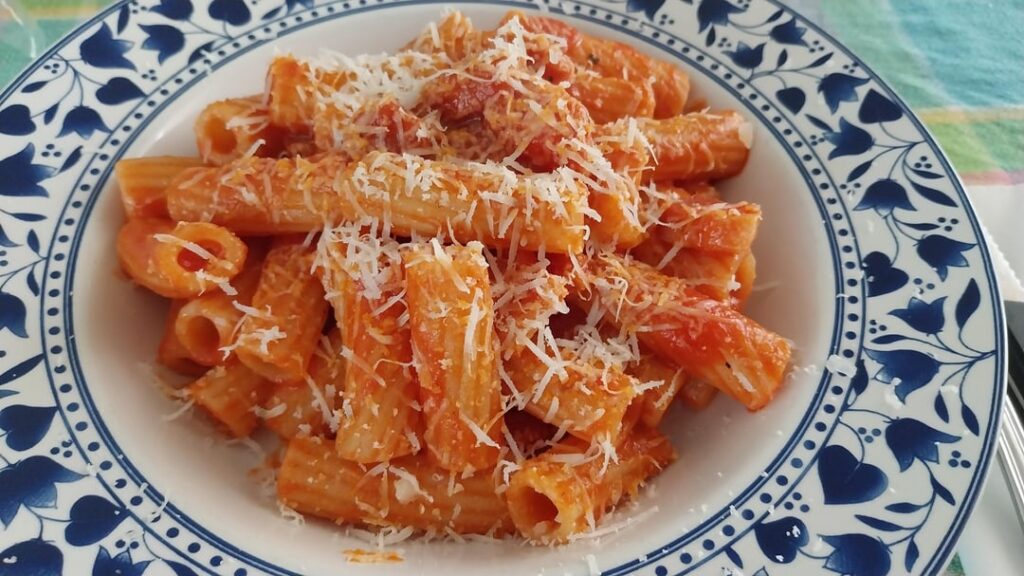 Tortiglioni all'amatriciana by my bf and me