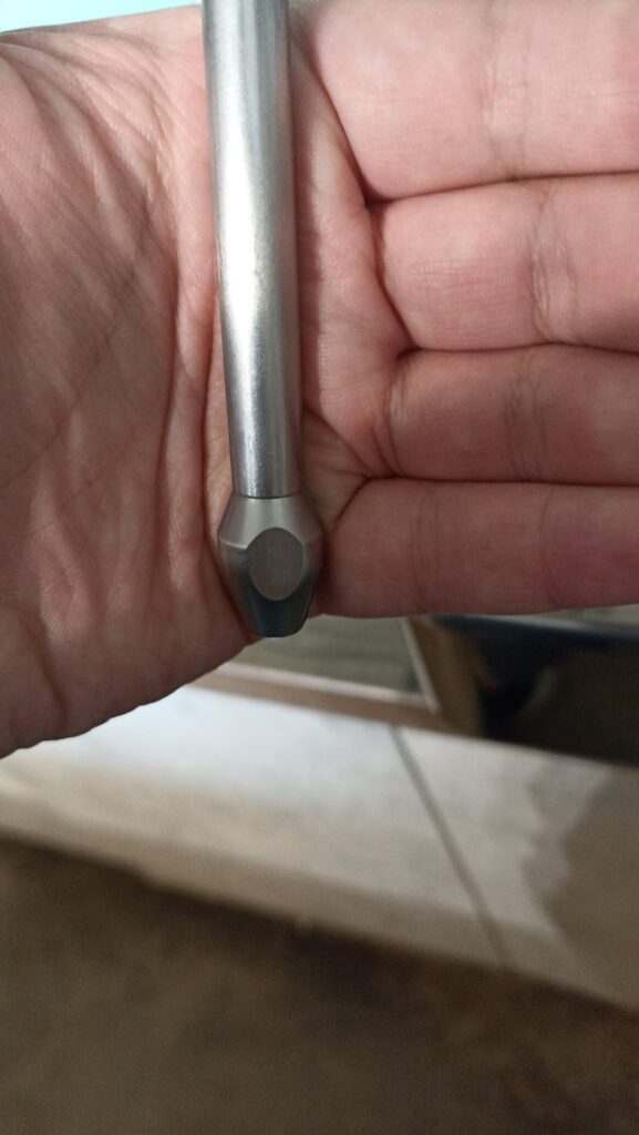 Please advise the best technique for frothing milk (photo attached) Please advise the best technique for frothing milk (photo attached)