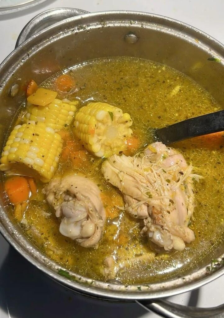 I made this Panamanian Sancocho soup🌽🍗🍲 and my dad said it tasted just like his mom’s. He went quiet after the first bite. I’ve never felt prouder to get it right. RECIPE BELOW